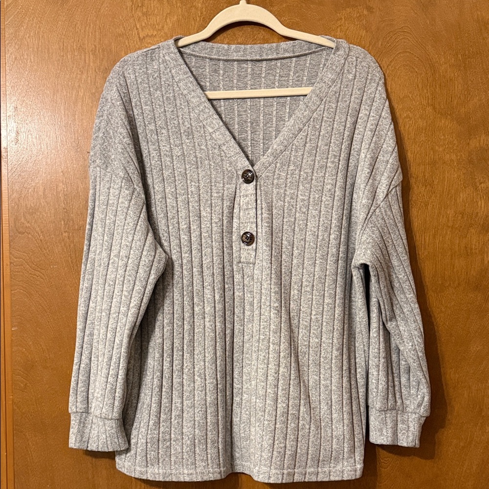 SHEIN Gray Ribbed Button-Up Top